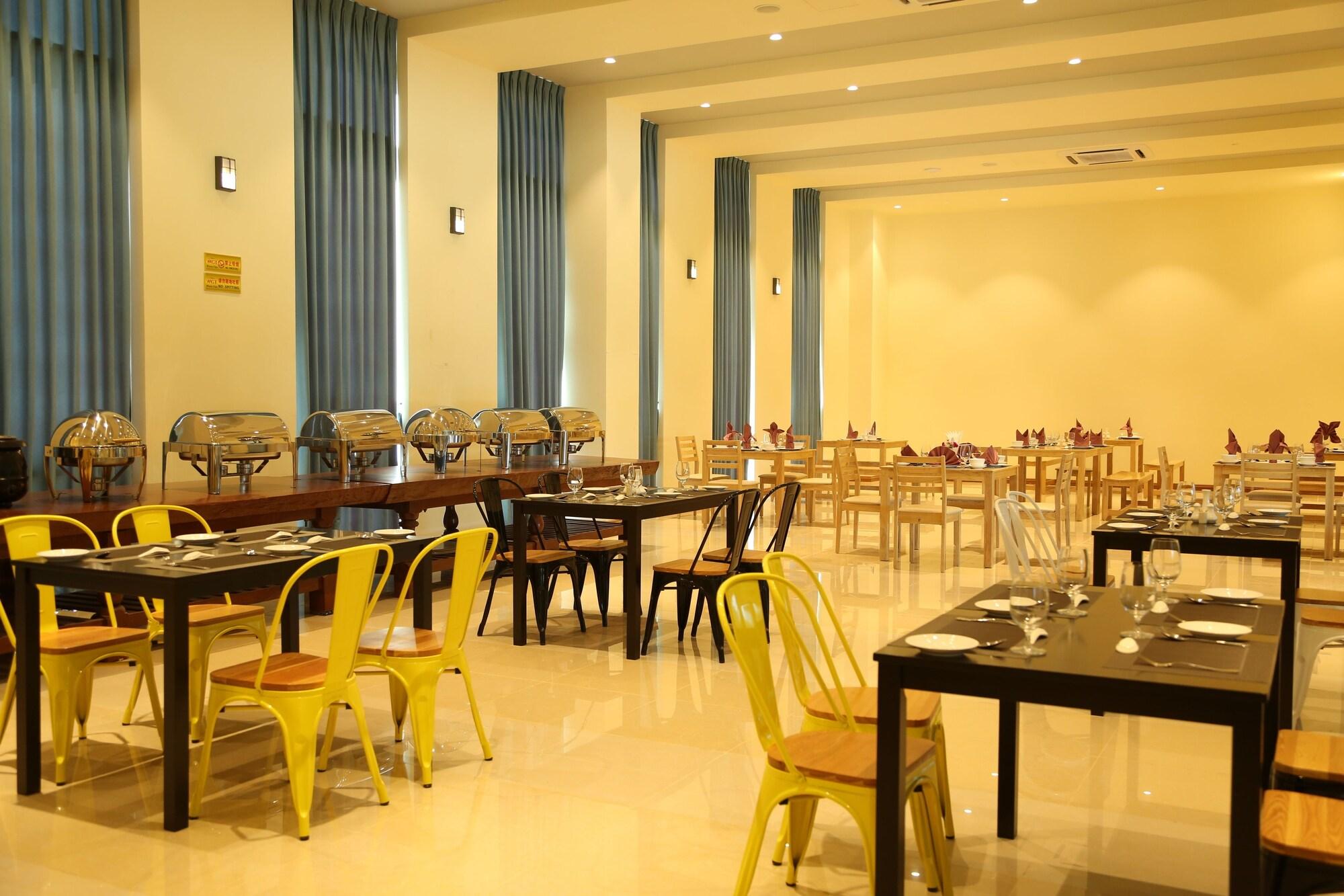 Vegas Hotel - Nay Pyi Taw Naypyidaw Εξωτερικό φωτογραφία