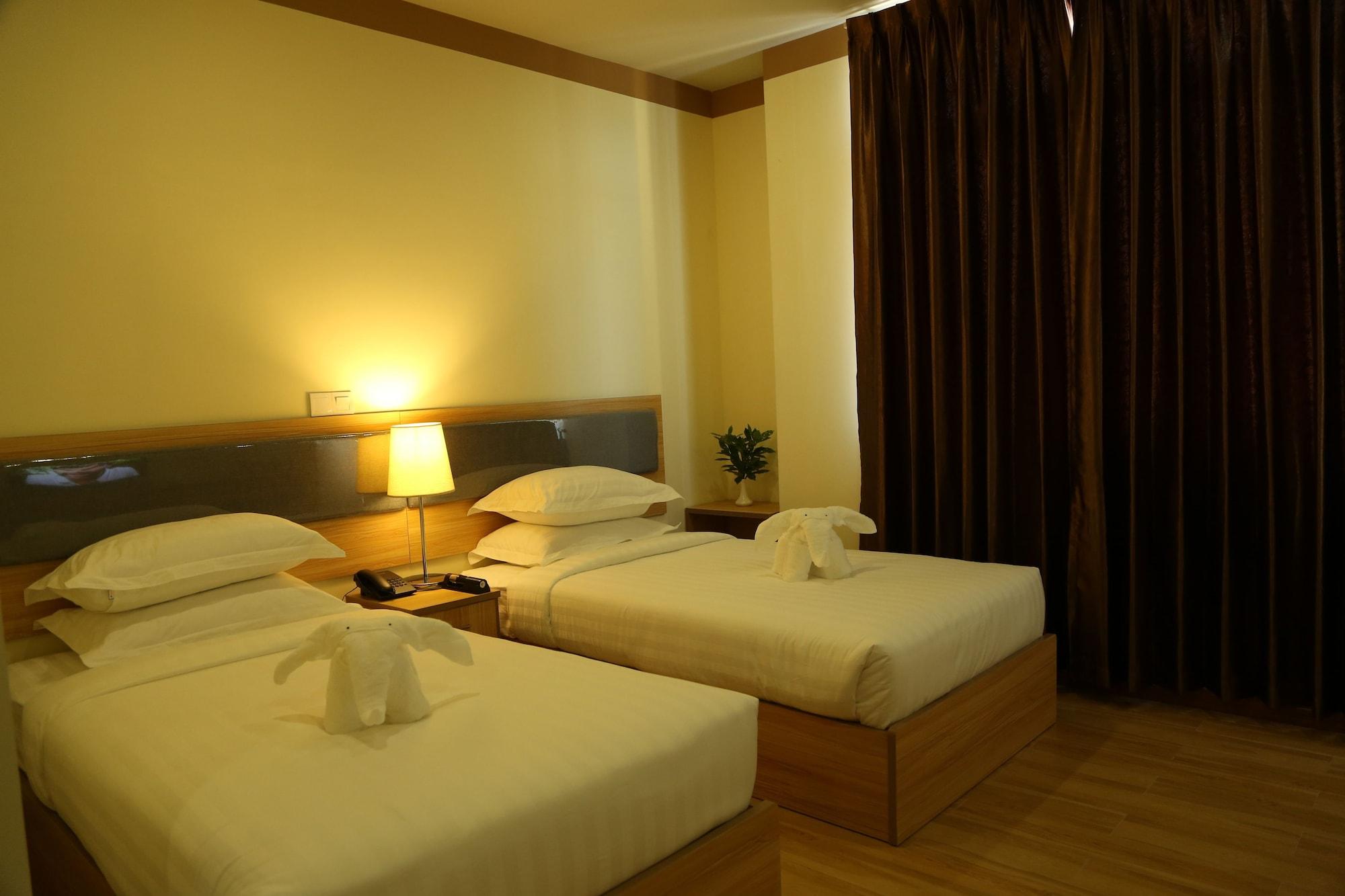 Vegas Hotel - Nay Pyi Taw Naypyidaw Εξωτερικό φωτογραφία